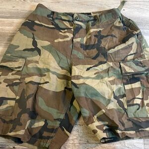 Men’s camo shorts